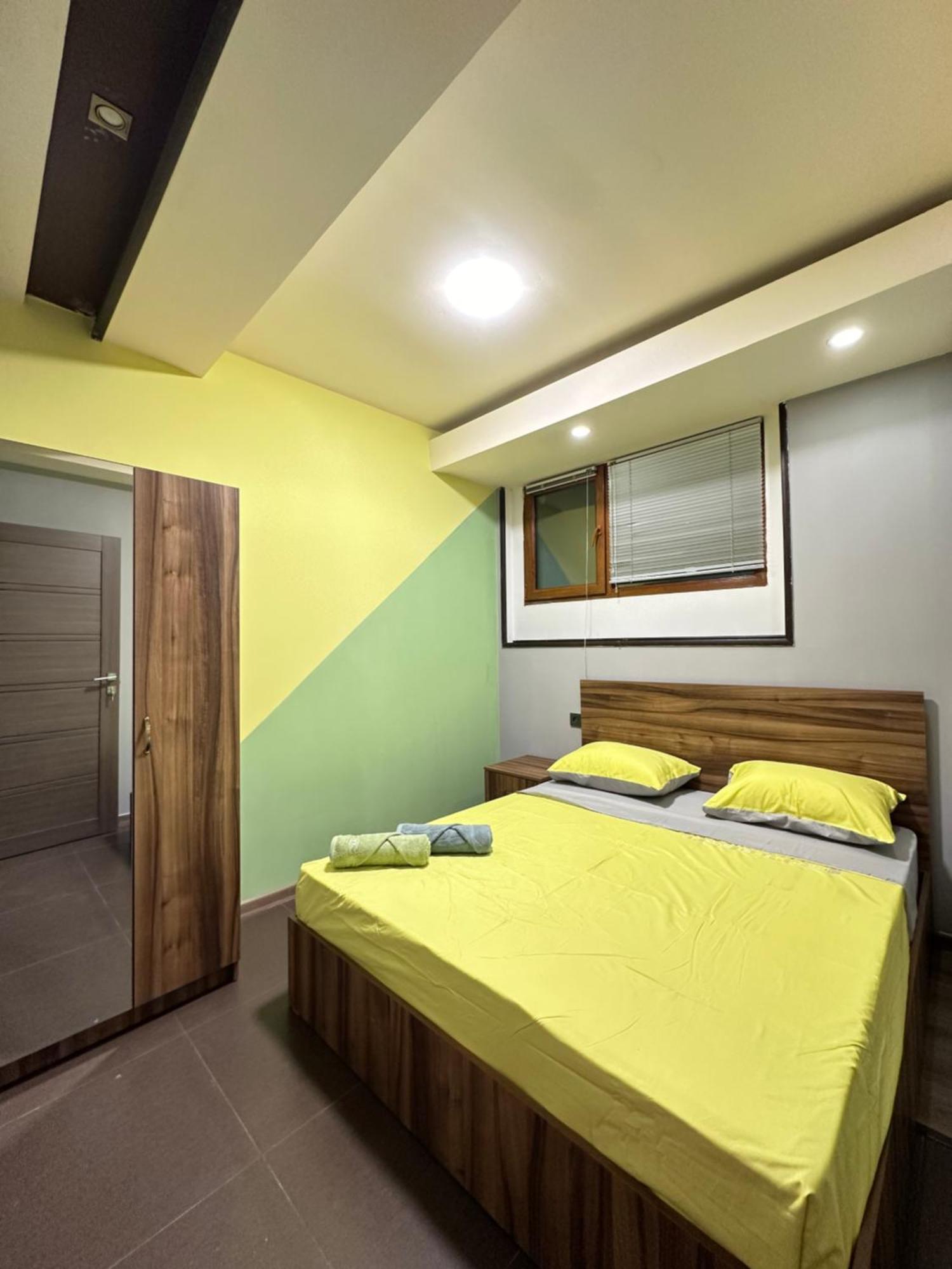 City Lime Erivan Exterior foto