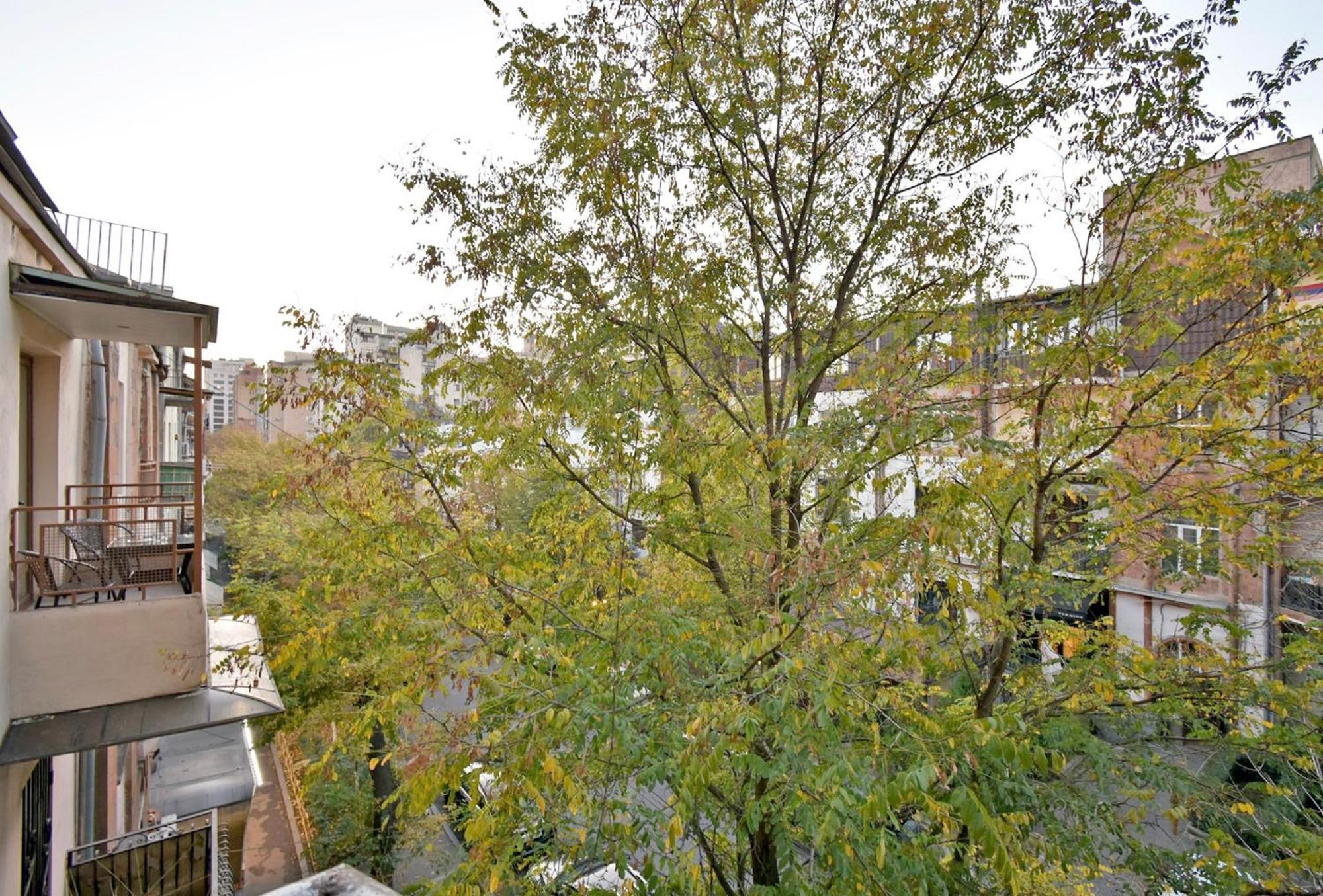 City Lime Erivan Exterior foto